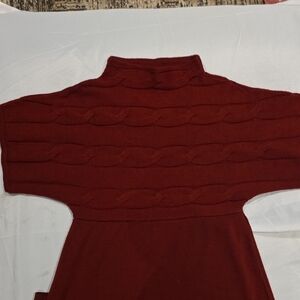 Women's Cable Knit Sweater - Rich Red